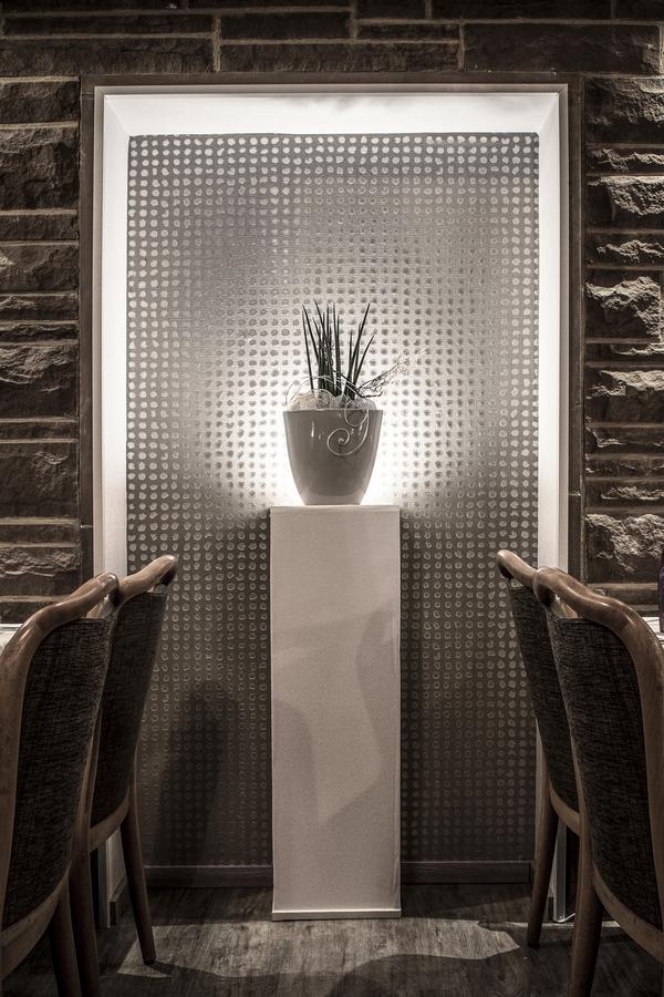 Restaurant Landgasthof Zum Wiesengrund Newel エクステリア 写真