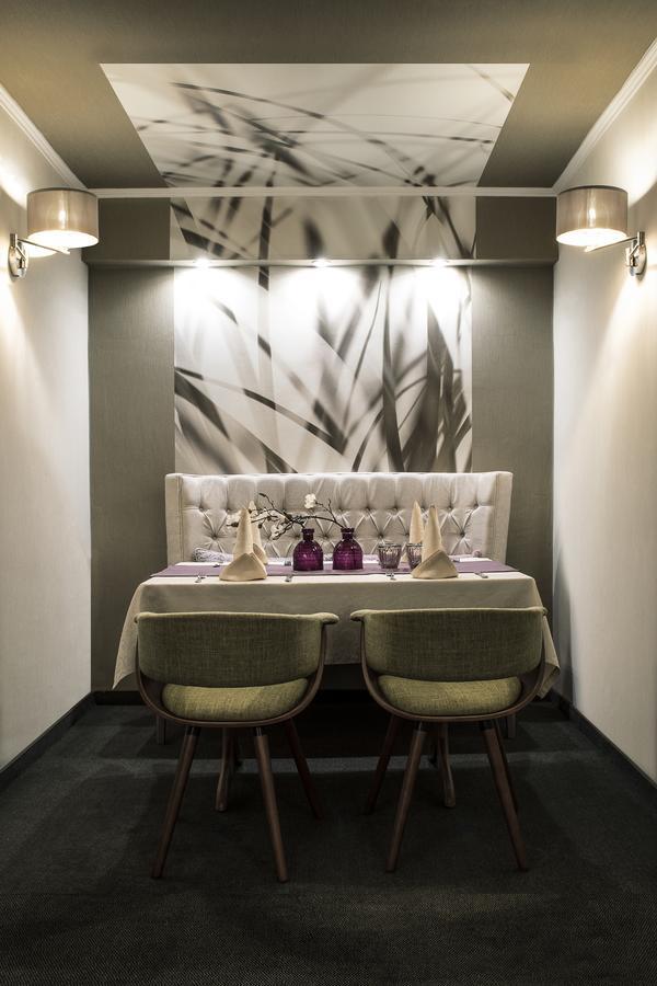 Restaurant Landgasthof Zum Wiesengrund Newel エクステリア 写真